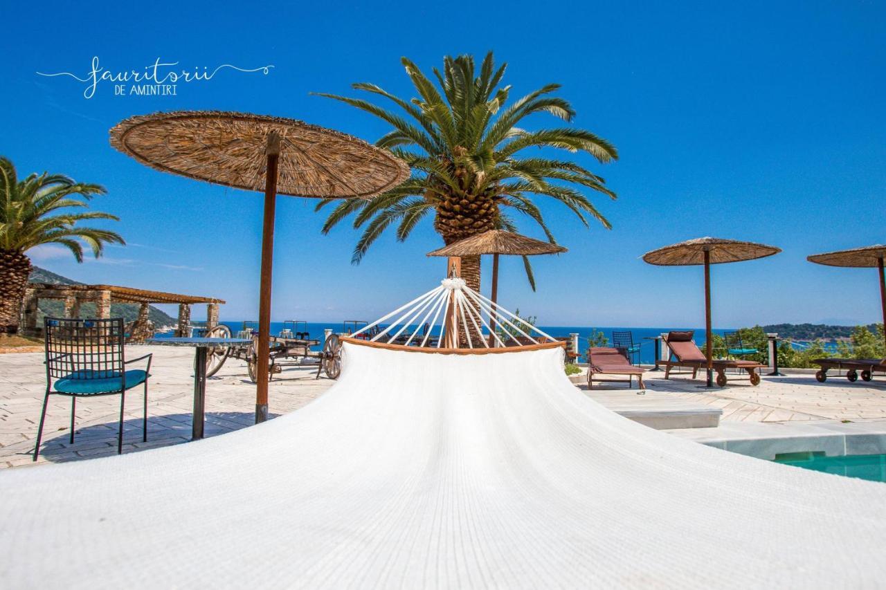 Kinira Beach Hotel Exterior foto
