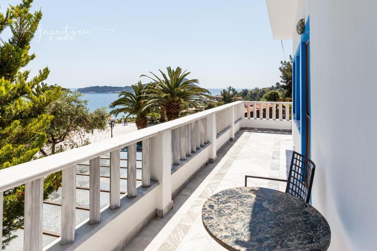Kinira Beach Hotel Exterior foto
