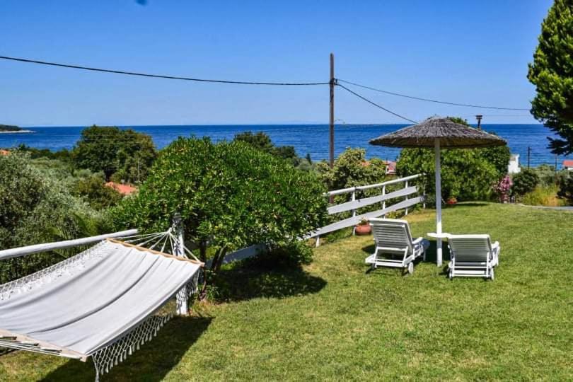 Kinira Beach Hotel Exterior foto